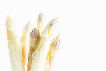 Fototapeta na wymiar Spargel, Nahaufnahme, Asperagus, Frühling frisch in der Küche. 