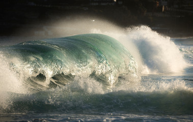 Fototapeta premium Waves at sunset, Sydney, Australia