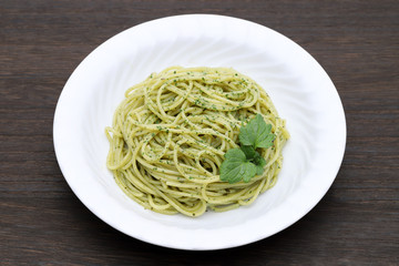 スパゲティ　バジル