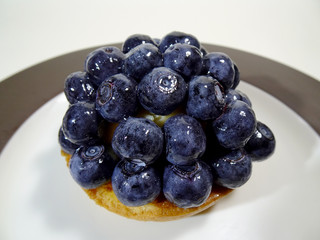 Blueberry almond tart with custard filling