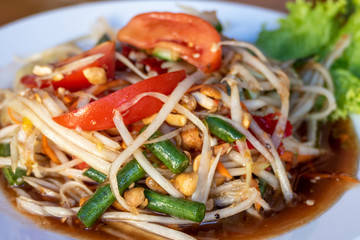 Thai spicy beans and pepper salad
