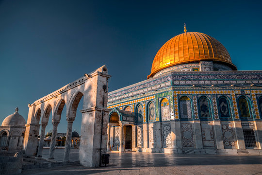 Al Aqsa Mosque Images – Browse 2,635 Stock Photos, Vectors, and Video |  Adobe Stock