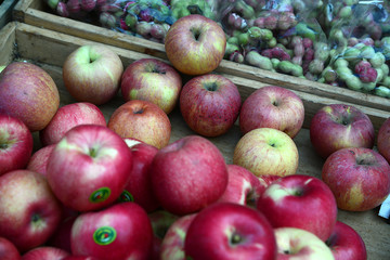 Strassenmarkt in Thailand, Obst, Essen