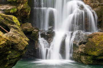 Obraz premium Traunfall Wasserfälle in Steyrermühl/Roitham Oberösterreich