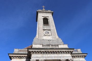Eglise Saint Pierre de Besançon construite au 18 ème siècle  - extérieur de l'église - ville...