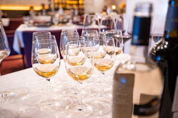 glasses of champagne