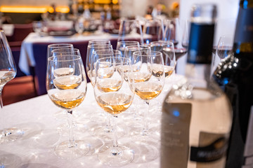 glasses of champagne