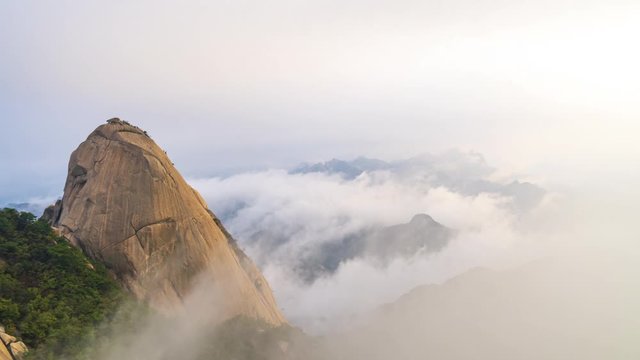 4k Tima lapse of Bukhansan Mountain in Seoul City,South Korea