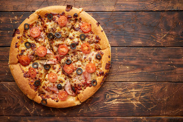 Pizza pepperoni with mozzarella cheese, tomato sauce and salami