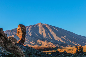 Roques de Garcia con el Teide al fondo