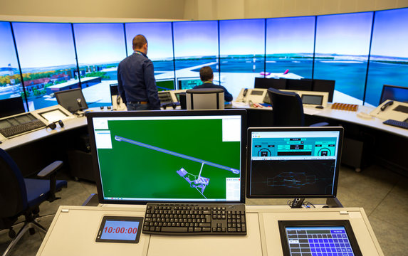Air traffic control simulator
