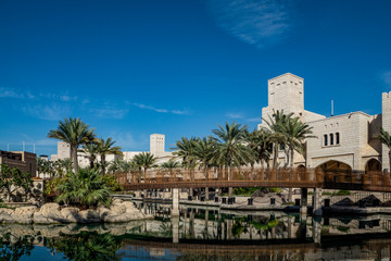landscape, nature, clear, day, blue, sky, white, clouds, Sunny, light, channel, water, reflections, beach, palm trees, trees, bushes, buildings, structures, bridge, architecture, style, travel, leisur © Наталья Меркулова