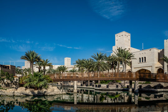 landscape, nature, clear, day, blue, sky, white, clouds, Sunny, light, channel, water, reflections, beach, palm trees, trees, bushes, buildings, structures, bridge, architecture, style, travel, leisur