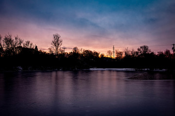 Fototapeta premium sunset on lake