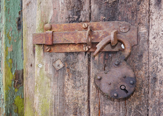 Rostiges Vorhängeschloss