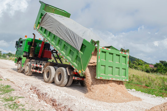 Marl Running Out Of Tipper Body