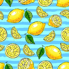 Papier Peint photo Citrons Modèle sans couture des tropiques citronnés, citrons dessinés à la main, tranches et moitiés de citrons sur fond rayé. stylisation aquarelle, illustration vectorielle