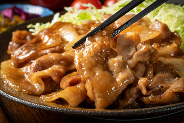 豚肉のしょうが焼き