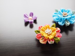 つまみ細工の花