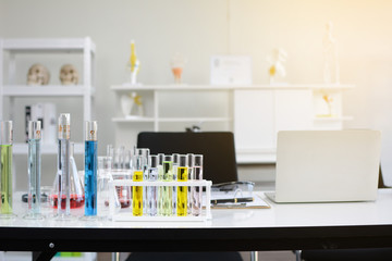 Glassware and equipment on the table in the laboratory