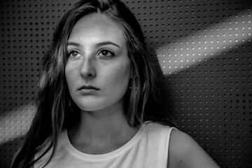 Street Style, a pretty slim blonde with one looking up