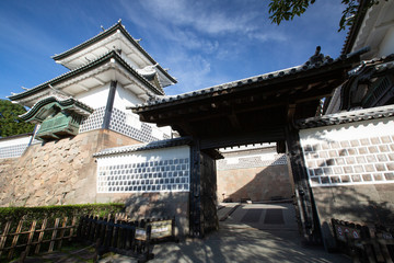 Fototapeta premium 金沢城 石川門 -加賀百万石の歴史を今に伝える前田家の居城