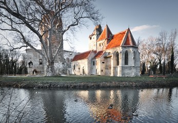 Fototapeta premium burg, architektur, wasser, see, bauwerk, fluss