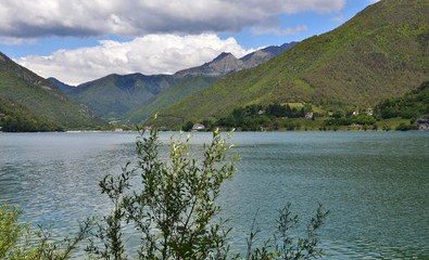 Ledro lake