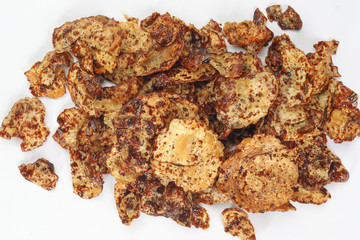 belinjo chips with caramelised brown sugar