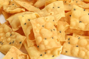 Keropok Tauhu tofu flower sugar chips with blackseed