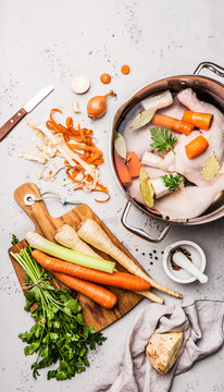 Cooking - Chicken Stock (broth Or Bouillon) With Vegetables