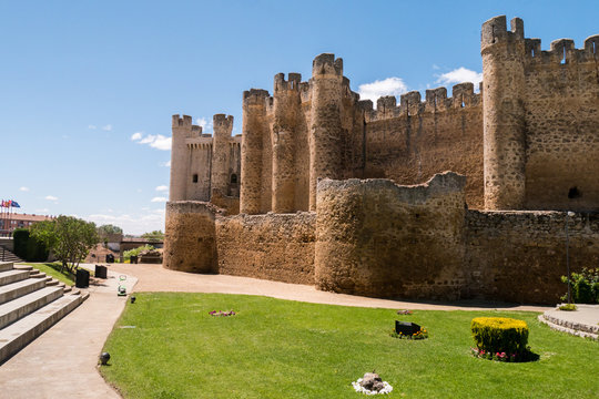 Castillo De Valencia De Don Juan