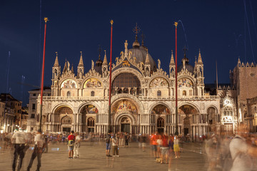 Obraz na płótnie Canvas Basilica di San Marco, Saint Mark's Basilica at night, Venice, Italy