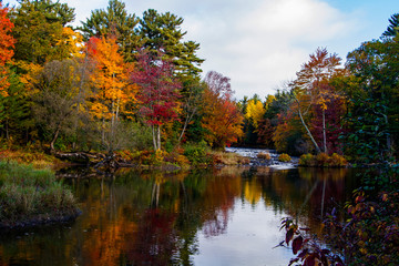 Canadian autumn landscape in Parc régional de la Rivière-du-Nord