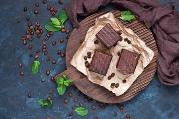 Chocolate mini cakes