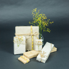 Geschenke natürlich verpacken - Geburtstag, Jubiläum, Feier, Festlichkeit