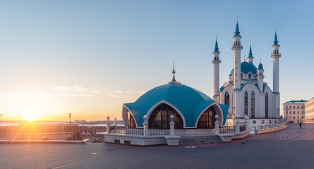 Fototapeta na wymiar Kazan Kremlin, panorama of the Kul-Sharif mosque on a sunset background.