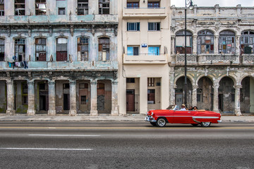 Fototapeta na wymiar Classic car Havana