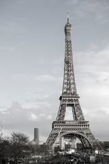 Torre Eiffel de Paris en blanco y negro