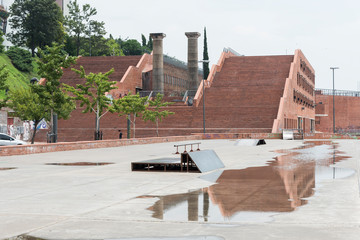 Spain Park Skatepark without people; Rosario, Argentina