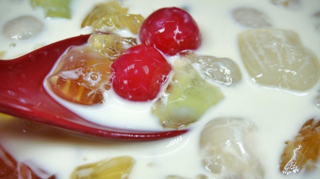 Image of fruit and jelly cocktail