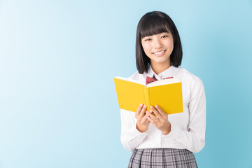 女子学生　読書