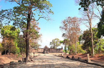 Fototapeta na wymiar Gopura II in Preah Vihear Temple complex, Cambodia