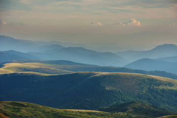 Obraz na płótnie Canvas Summer in the Ukrainian Carpathians with beautiful mountain scenery