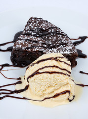 Brownie with Vanilla Ice Cream and Chocloate Sauce