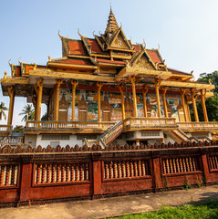 Fototapeta na wymiar Phnom Sampow Pagoda, a buddhist temple of Battambang, Cambodia