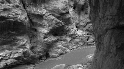 Rock mountain in Toroko National Park in Taiwan balck and white_2