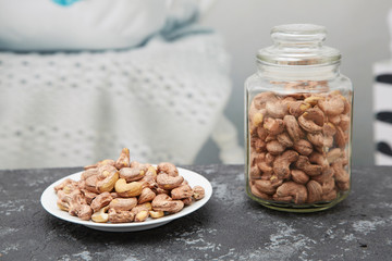Delicious fried cashew nuts