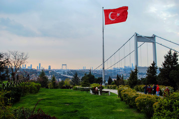 turkey flag at the bosphorus