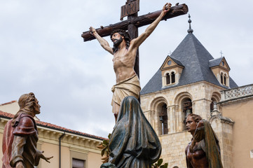 Fototapeta premium Leon, Spain. 4/19/2019. Pass in the Holy Week of Leon known as La Crucifixion that leaves on Holy Friday. It is in the Square of San Isidoro